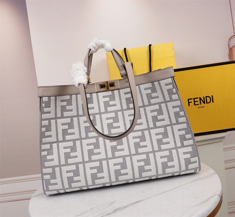 Fendi Handbags 28